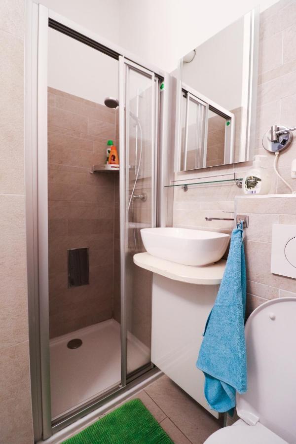Cozynite Premium Favoriten Apartamento *